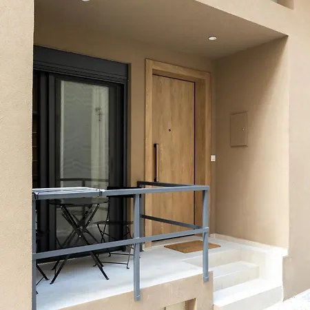 Agora Loft 2 شقة كالاماتا